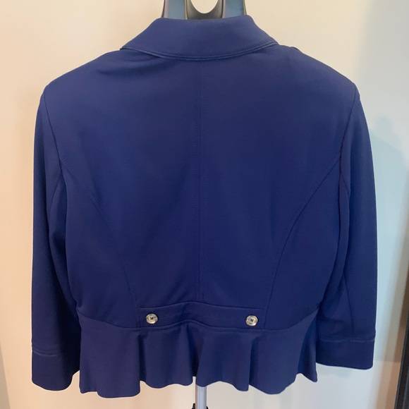 Women’s Jacket - Picture 2 of 4